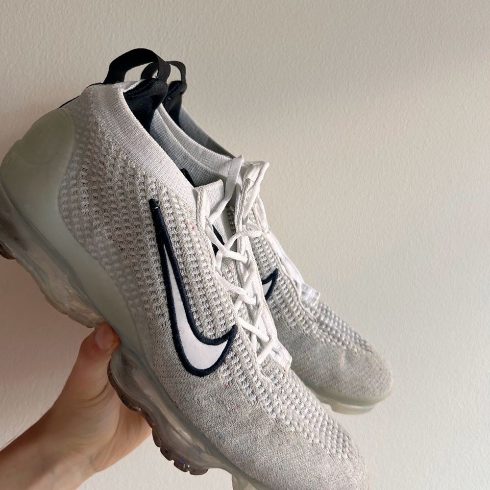 Nike Air White and Black Knit Sneakers